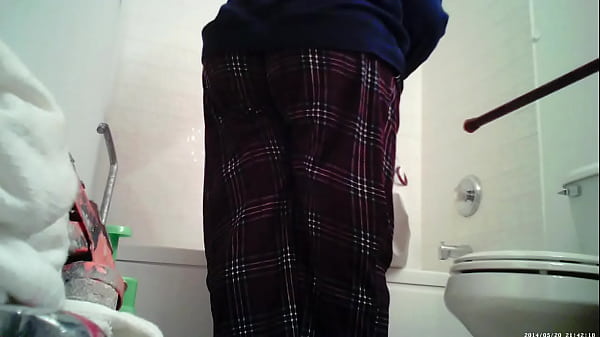 Pantie piss shit spy toilet cam - PornVXL.com