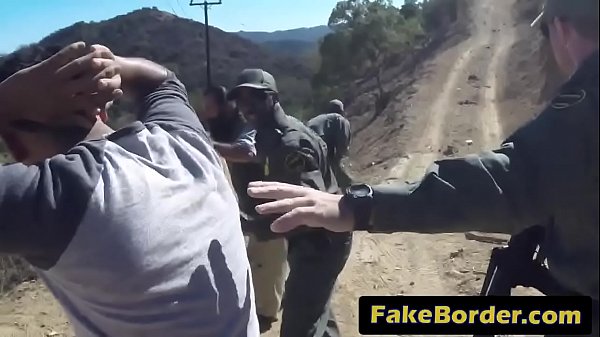 border patrol agent banged sexy amateur latina at the border