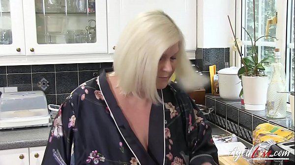 british milf pussylicked while sucking cock