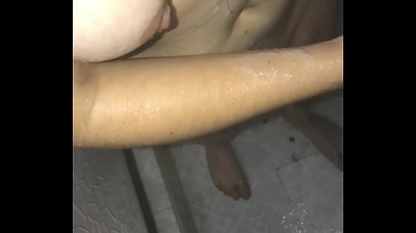 teen in batroom masturbation