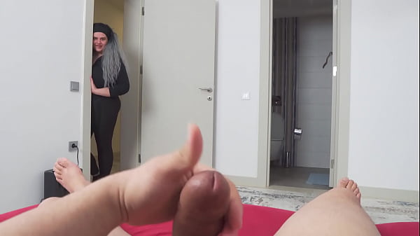 hotel maid sees him jerking off