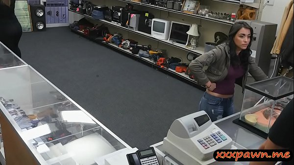 small tits woman drilled by pawn keeper at the pawnshop