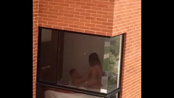 beautiful amateur cam slut fingering to orgasm on cam