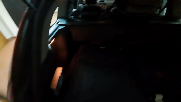 wife gets fucked in travelling car